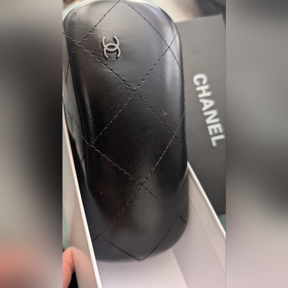 Chanel Black Rectangular Box And case With Papers And Protective Wipes - Picture 2 of 6